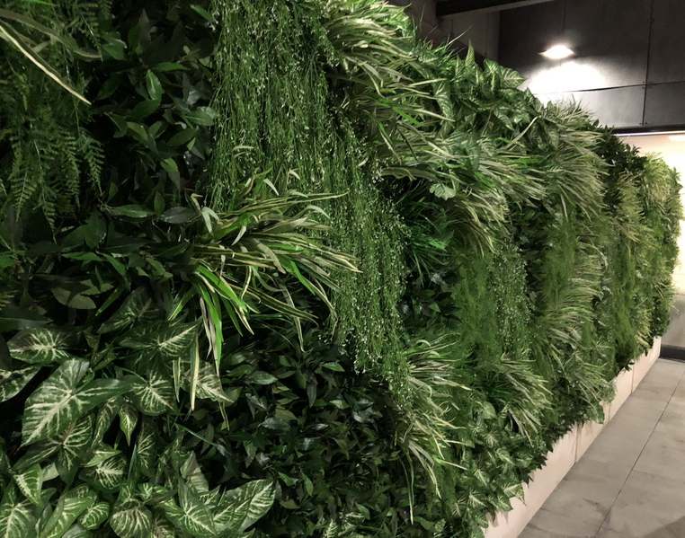 umělá zelená stěna, umělá živá stěna, vertikální zahrada